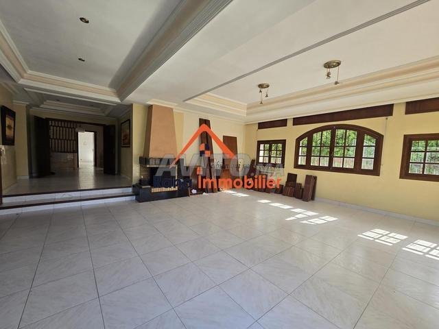Villa à vendre sur Hay Riad - 2