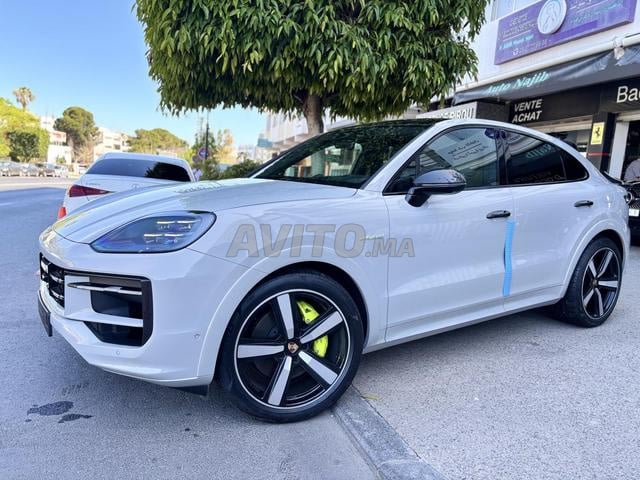 PORSCHE CAYENNE COUPE HYBRIDE