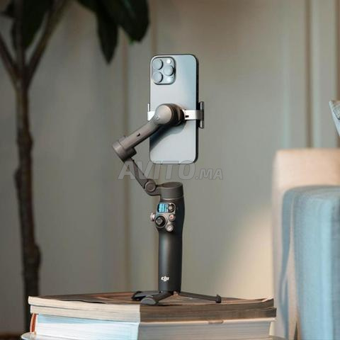 Stabilisateur DJI Osmo Mobile 8 Neuf