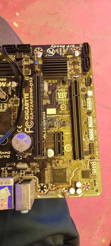 أرغب في شراء لوحة أم GA F2A68HM-D52