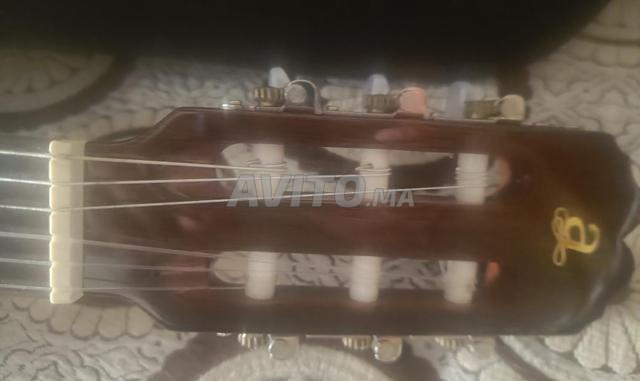 Bonne affaire guitare à emporter neuve - 2