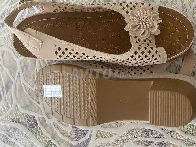 Sandales à talon ouvert style slingback - 2