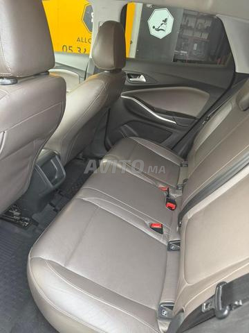 Opel Grandland Diesel Manuelle 2020 à Fès - 2