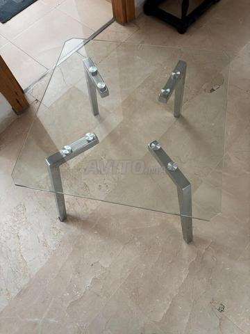 Table carrée en verre à vendre - 2