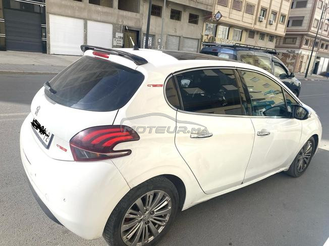 Peugeot 208 alure 3morya kamla 