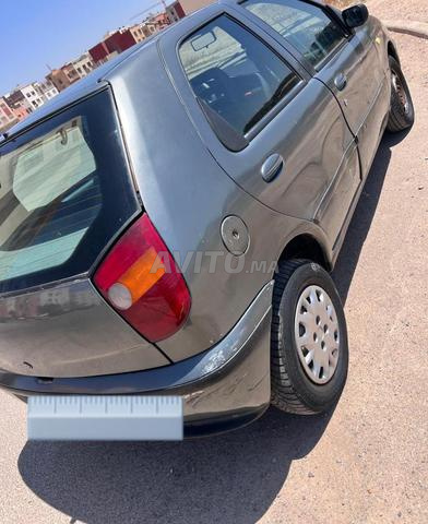 Fiat Palio modèle 2000 - 2