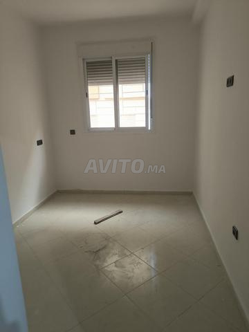 Bel appartement vide à louer 1er étage