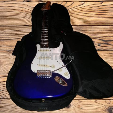 Squier by Fender Affinity Metallic Blue Strat