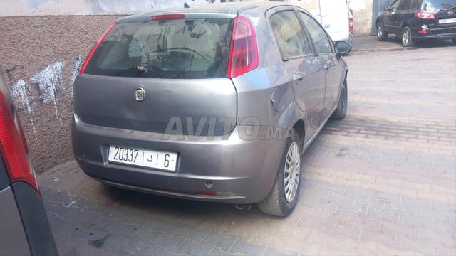 Fiat Punto Essence Manuelle 2009 à Casablanca - 2