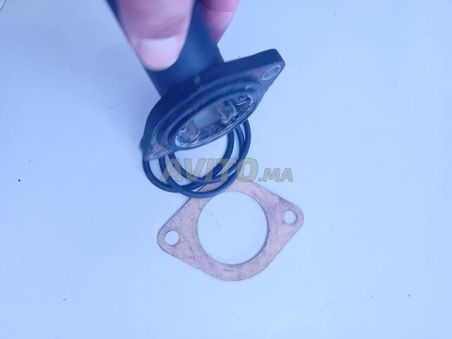 Pipe de thermostat Audi 2 litres - 2