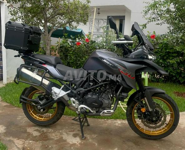 Qj SRT 550 - 2