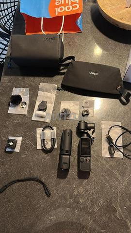 DJI Osmo Pocket 4 Creator Combo
