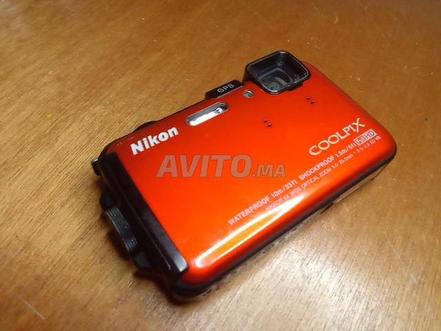 Nikon COOLPIX AW100 16 MP Waterproof - 2