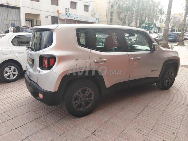Jeep Renegade 2022 automatique diesel - 2
