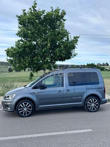 Volkswagen Caddy 2L Diesel Manuelle 2019 à Tanger