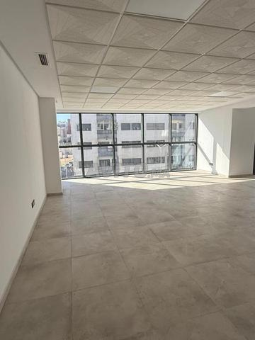 Plateau 82m2 avec terrasse à louer Roche noir