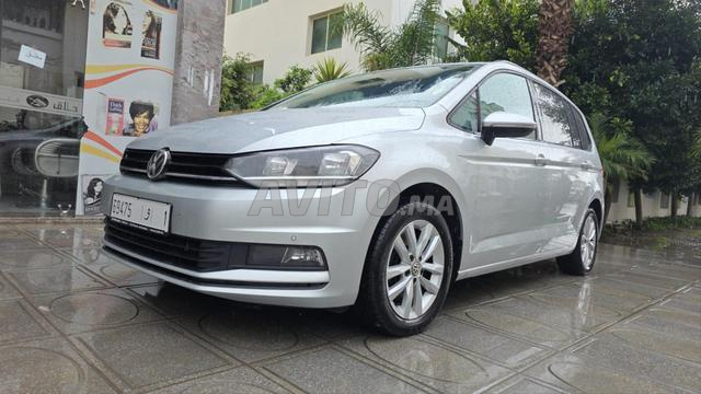 Volkswagen Touran Diesel Automatique 2019 à Tanger