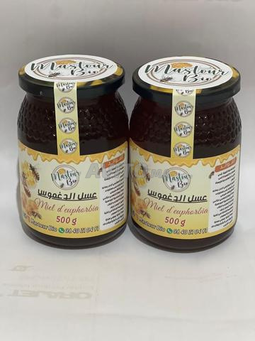 Vendeur de tous types de miel et de mélanges naturels