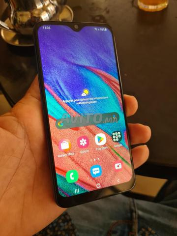 Samsung A40