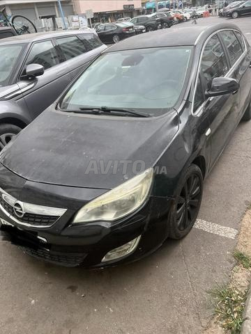 Opel Astra Diesel Manuelle 2010 à Casablanca - 2