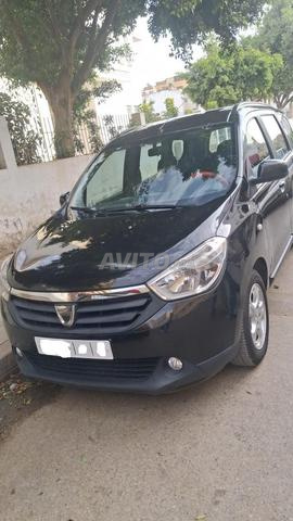 Dacia Lodgy Essence Manuelle 2013 à Salé
