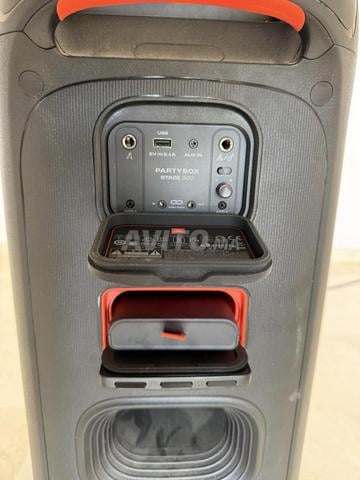 JBL Partybox 320 (comme neuf)
