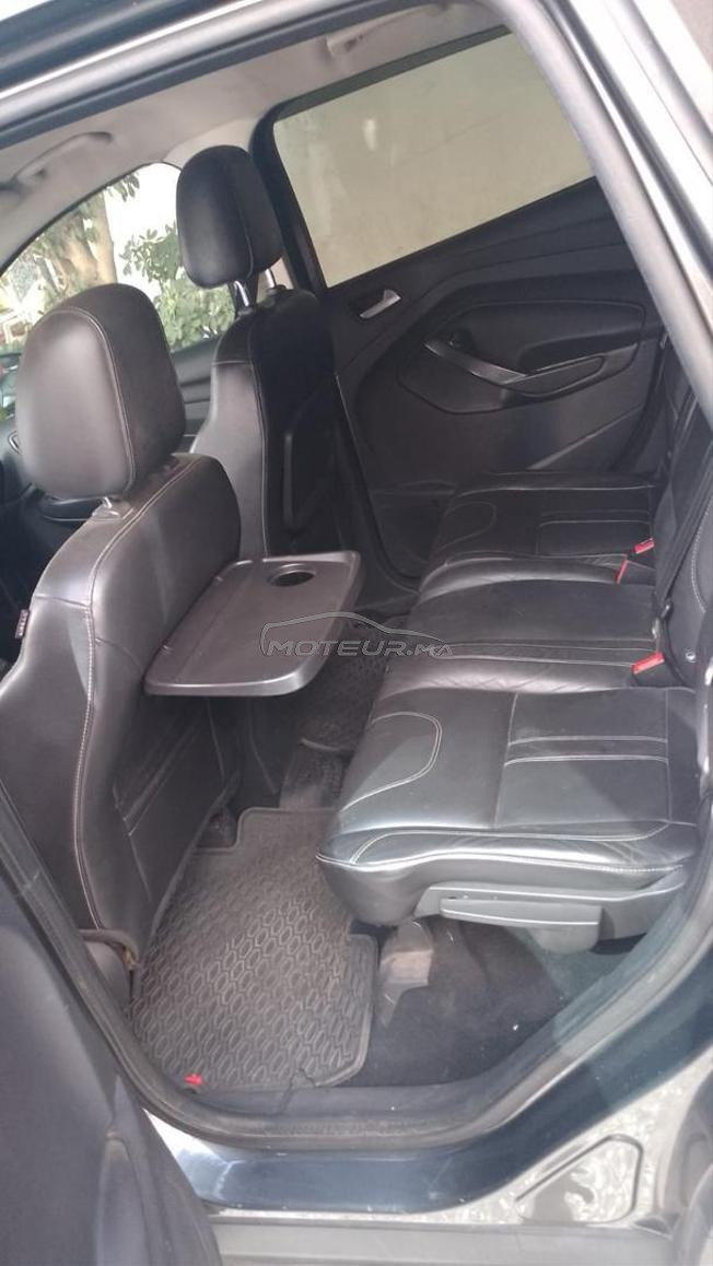 Ford kuga toute options très Boone etat