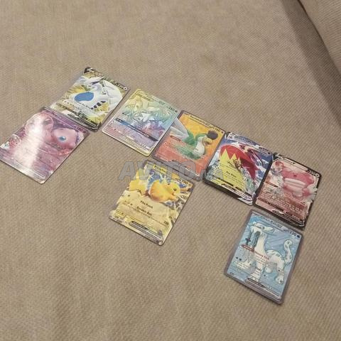 8 cartes Pokémon SCARLET & VIOLET