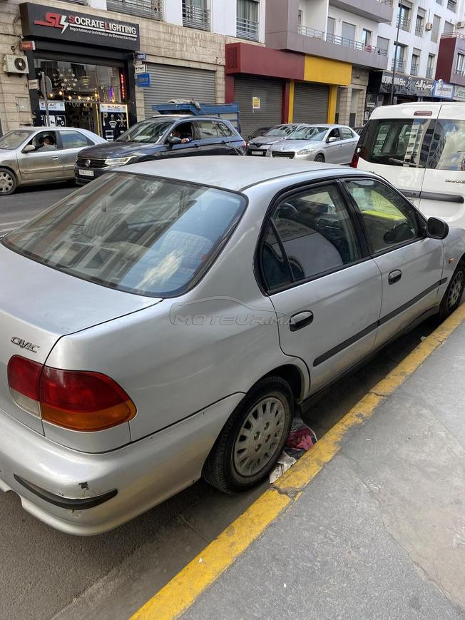 Honda Civic Essence Manuelle 1999 à Temara