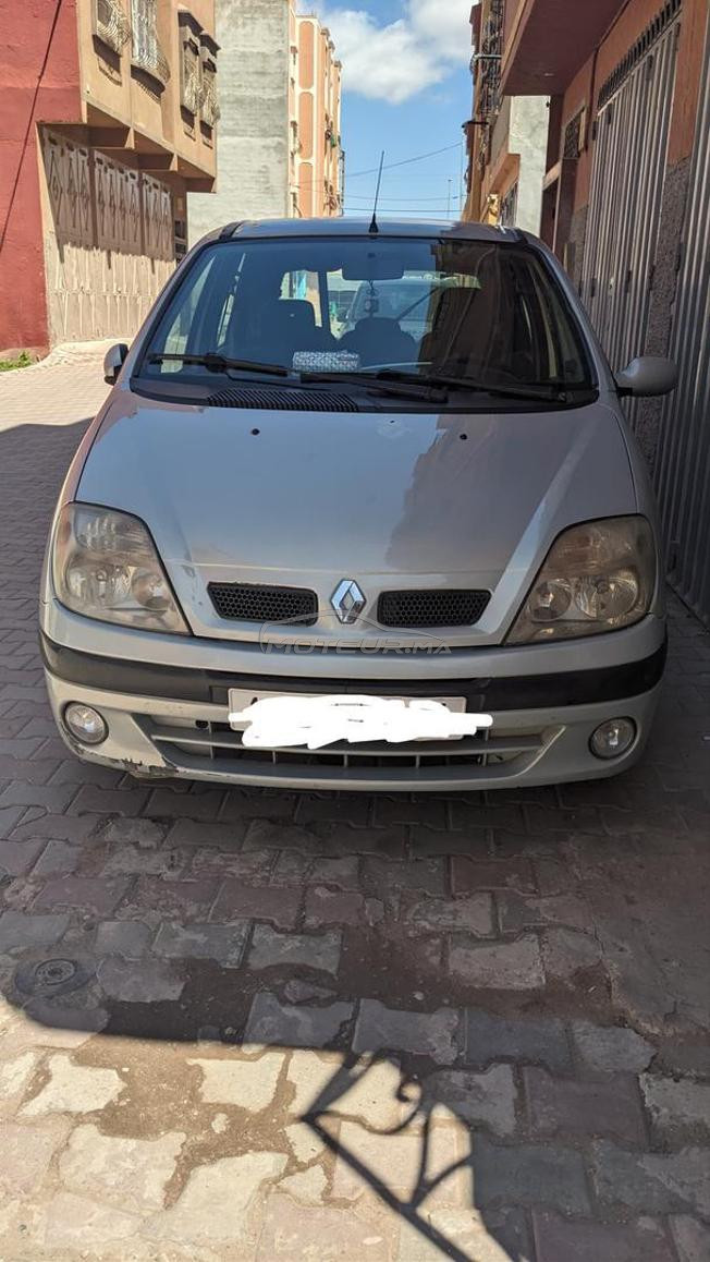 Renault Scenic Diesel Manuelle 2000 à Agadir