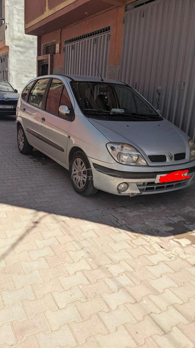 Renault Scenic Diesel Manuelle 2000 à Agadir