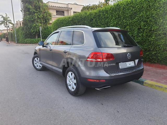 Volkswagen Touareg - 2