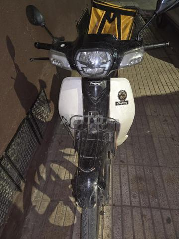 Petite moto noire - 2