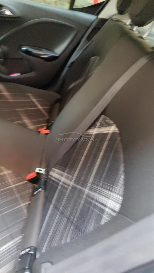 véhicule Opel corsa essence 8 CHV