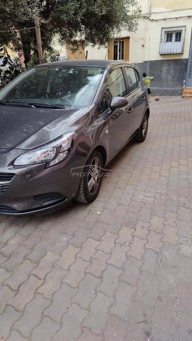 véhicule Opel corsa essence 8 CHV