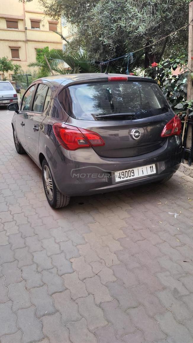 véhicule Opel corsa essence 8 CHV