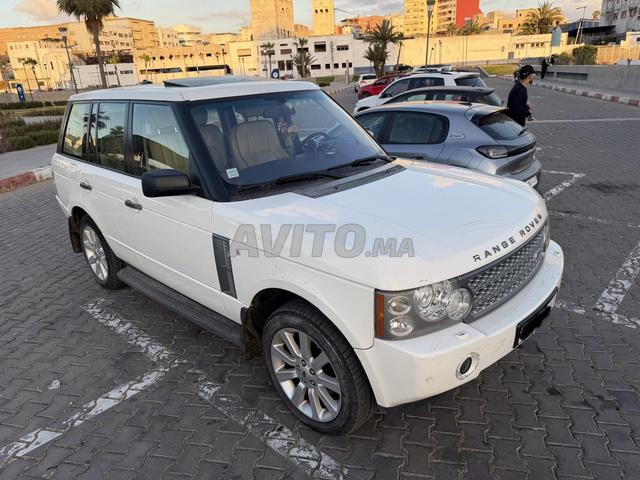 Range Rover vogue V8 essence