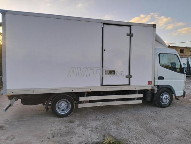 Mitsubishi Fuso - 2