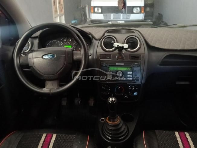 Ford fiesta essence n9ya bezzaf 