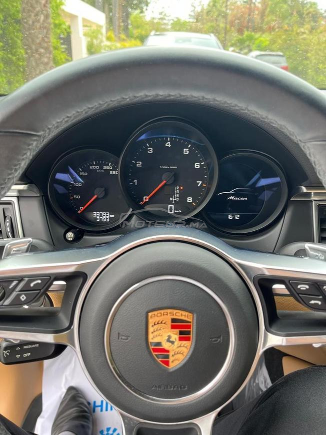 Porsche Macan Essence Automatique à Rabat