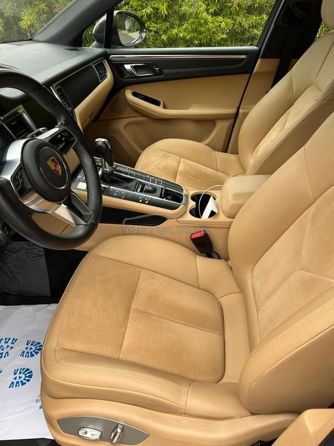 Porsche Macan Essence Automatique à Rabat