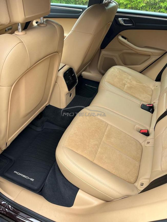 Porsche Macan Essence Automatique à Rabat