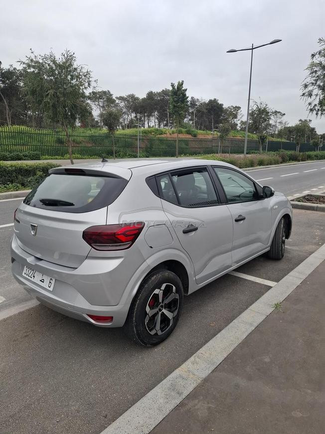 dacia sandero 2022 diesel 6cv km 107