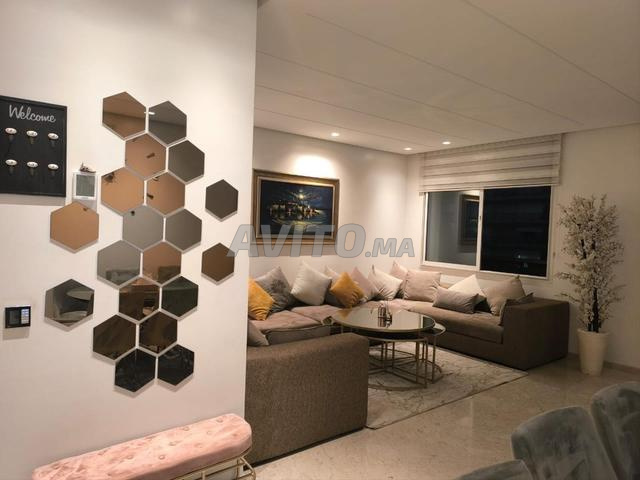 À louer splendide appartement 2 CH à CFC -5 ème