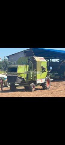 Machine moissonneuse - 2