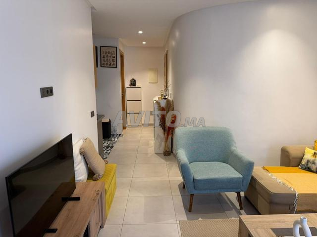 Studio meublé avec terrasse à l'Oasis