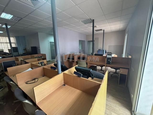 Bureau de 170 m² à céder – Quartier des affaires - 2