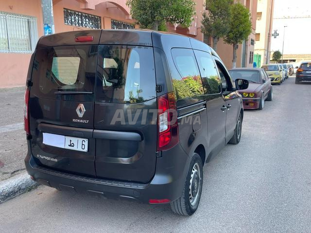 Renault Express 5 Places Très Bon État - 2