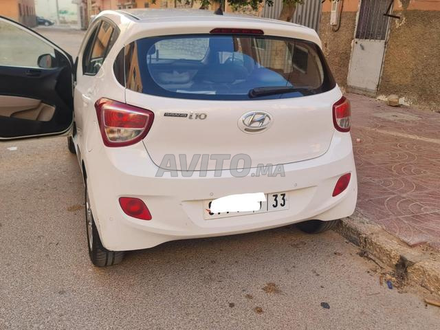 Hyundai grand i10 Essence Manuelle 2017 à Laâyoune - 2