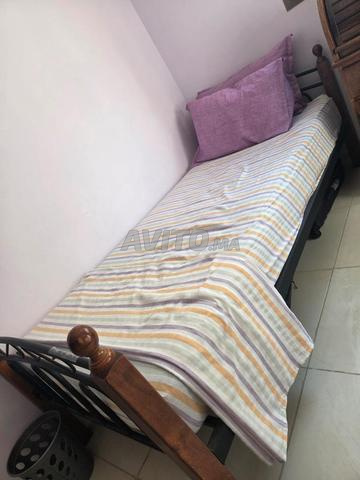 Lit / سرير en très bon état à vendre - 2